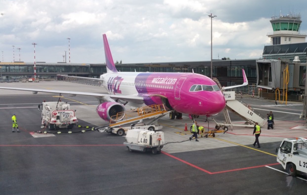 Air москва. A321neo Wizz Air. Wizz Air a320neo. Wizz Air Airbus a320neo. Wizz Air Fleet a321neo.